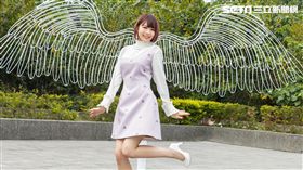 林明禎曾想灑花瓣泡草引蝶耍浪漫不成遭螞蟻圍攻。（圖／台北市觀傳局提供）