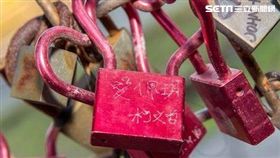 柯文哲,陳佩琪,愛情鎖,情人節,北市水利處,成美右岸河濱公園,賞花