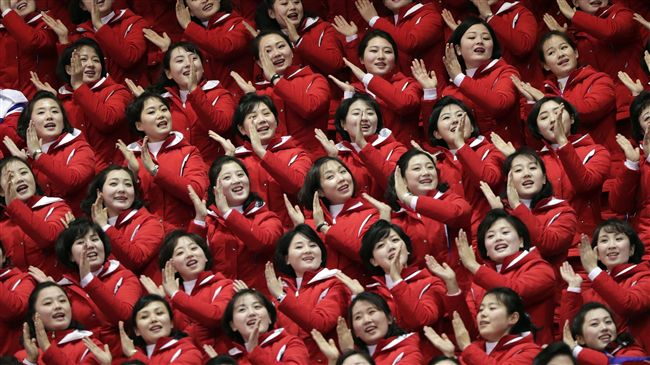 北韓加油團太洗腦　美國節目試圖模仿