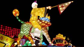 2018年台灣燈會在嘉義，今年宗教燈區很年輕化，除了引進點燈祈福APP，還有Q版姜太公神尊花燈。位於陽明山的姜太公道場以姜太公騎飛天四不像為主題，重現封神榜傳奇故事，還有全台唯一的七星燈廊，要讓民眾賞燈還可以祈福淨化身心，求得一年好運到。