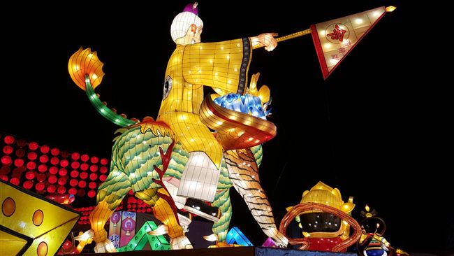 台灣燈會好神　五大Q版神尊駕到