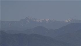 玉山積雪（圖／翻攝自賴榮孝臉書）
https://www.facebook.com/photo.php?fbid=10204218227212000&set=a.1313829341941.34235.1716906750&type=3&theater