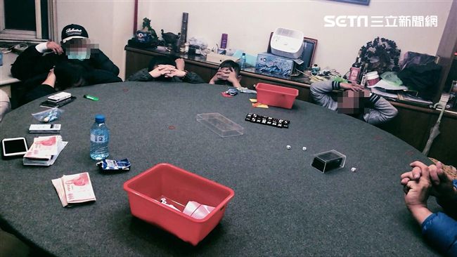 保全公司當掩護　賭客吆喝聲露餡遭逮