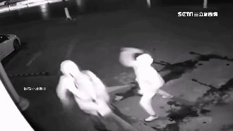 笨賊砸店搶劫！隊友這樣幫笑翻網友