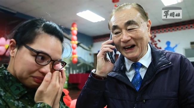官兵無法返家圍爐　馮世寬向軍眷致歉