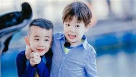 小小春,Jasper,嗯哼（圖／翻攝自微博）