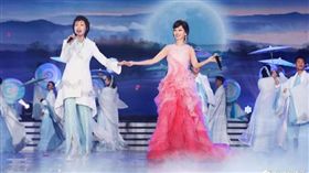 趙雅芝,葉童,新白娘子傳奇,許仙,白素貞,湖南衛視,春晚（圖／翻攝自趙雅芝微博）