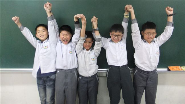 孩子串起愛　手牽手　幸福大行動