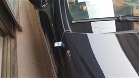 鈔票,轎車,冥婚,紅包,理賠,指甲,符咒,報警（圖／翻攝自爆廢公社）