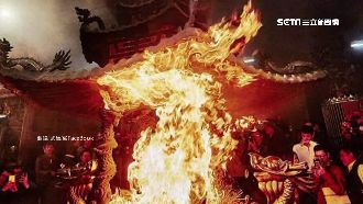 初四神蹟顯！武德宮子時發爐竄出金龍