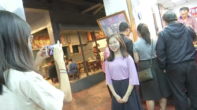 滷味店拍照打卡　竟被告知侵權刪文