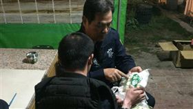 通緝犯落網擔心湯包沒賣完　警全買了／翻攝畫面