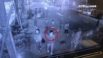 戲院看角頭2　仇家在外堵人7打1