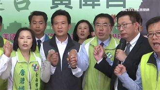 黨內初選在即　黃偉哲開工日街頭掃街