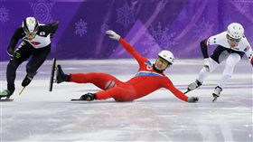 ▲男子500公尺狀況頻仍。（圖／美聯社／達志影像）