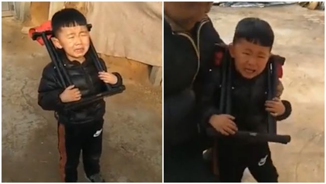 調皮男童頭卡折凳　媽錄影「笑到哭」