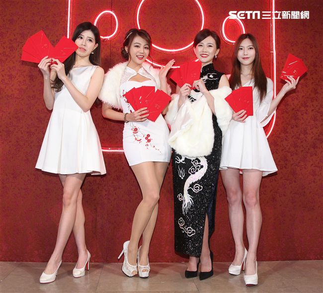 17 Media人氣主播張小壹、牟靜婷-牟 牟、孫卉彤、薇微。（記者邱榮吉/攝影）