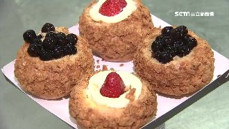 草莓優格泡芙熱賣　半小時6百顆完售