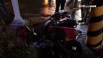 疑天雨路滑...女騎士自撞電桿命危