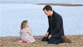 班尼狄克康柏拜區,記憶中的擁抱,凱莉麥當諾