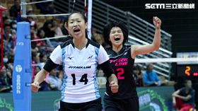 ▲珀兆女排靠著堅強的防守奪勝。（圖／記者蔡宜瑾攝影）