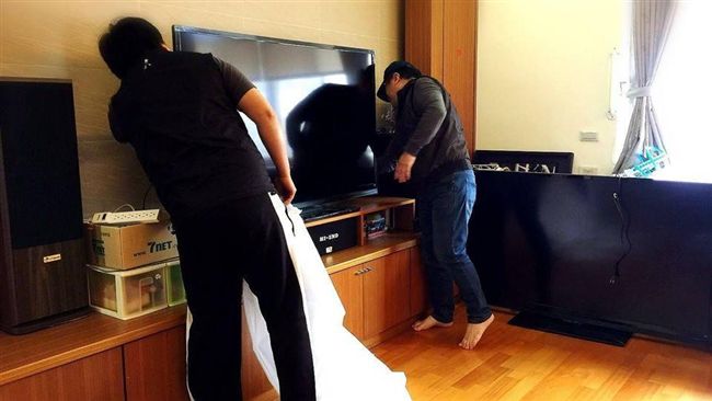 免費幫換電視　花蓮震災戶大讚郭董棒
