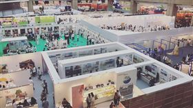 新一代設計展
https://www.facebook.com/YoungPinDesign/photos/p.1492816224103214/1492816224103214/?type=1&opaqueCursor=AbrjqYx3YuyiUm9RnQCJnX5NfftvERmNN17yfACswLtqM5JC2UWAeyWNt0iMBOHVEpKHEDPjnjRpgua62MkIbo-RW