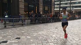 前奧運國手張嘉哲在東京馬拉松破台灣紀錄。（圖／擷取自馬拉松攝旅臉書）