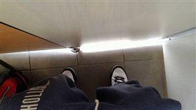 出糗,大便,大號,糗事,衛生紙,廁所,肛門,鬼點子,爆怨公社,爆料公社 圖／翻攝自爆怨公社