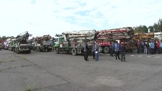 驗車專案恐害卡關　大車堵監理所抗議