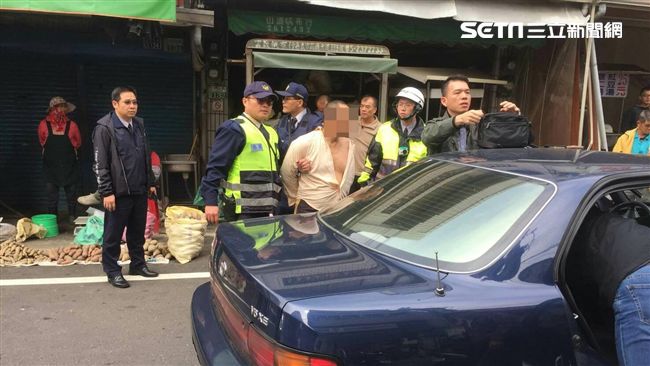 警追捕毒品通緝犯　消防、民眾都加入
