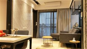 台北居大不易，想以低總價一圓購屋夢，過去只能在新北汐止、土城等第二圈區段買屋；「樂樂」主打總價三位數起買1房，以不到千萬的預算、可以住進民生社區、南京三民捷運站生活圈，近期深獲不少單身小資與新婚夫妻族群青睞