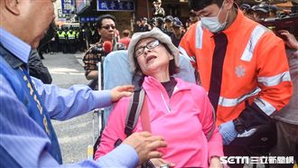 反年改立院抗議　1女子心臟不適送醫