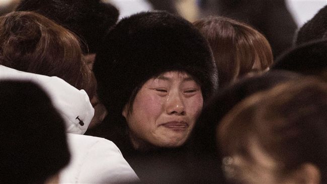 不知何時能再相見　北韓選手哭紅眼
