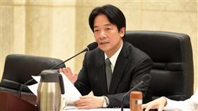 侯友宜民調高　支持率過半！綠派哪位天王選新北都會輸…
合成圖/翻攝自賴清德、侯友宜臉書