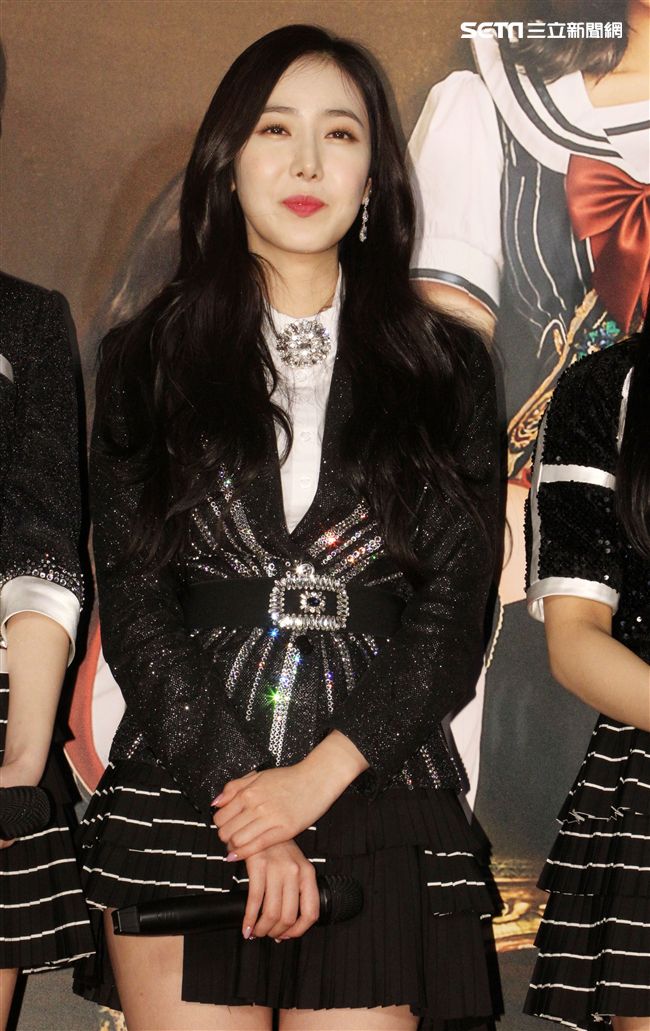 韓國女團GFRIEND成員所願。（記者邱榮吉/攝影）