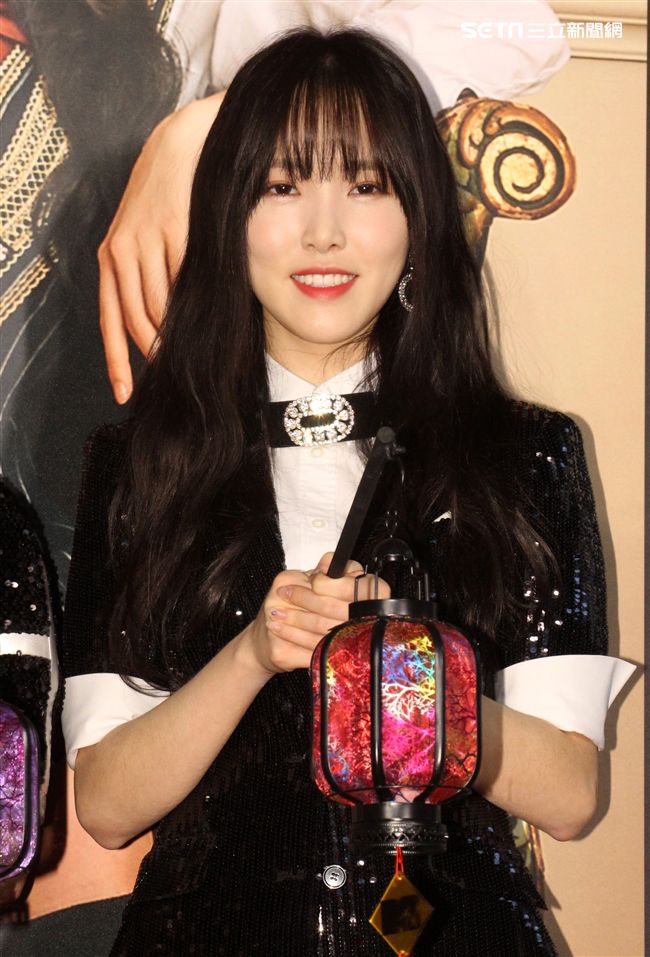 韓國女團GFRIEND成員裕珠。（記者邱榮吉/攝影）