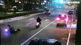 台北市萬華區大型重機追撞行人車禍現場（翻攝畫面）