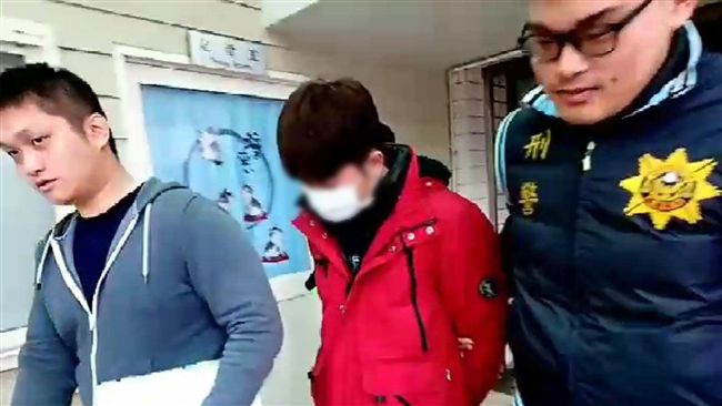 停車場驚見一大包毒　警埋伏搗破毒窟