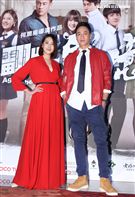 「翻牆的記憶」男女主角何潤東、楊晴。（記者邱榮吉/攝影）