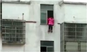 女童,寒假作業,開學,國小,大陸,江西　圖／翻攝自微博