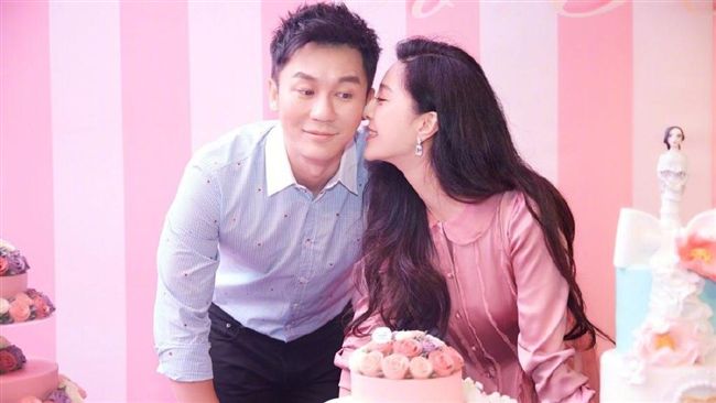 喜訊被背景出賣！李晨竟現身婚紗店