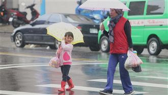 11縣市大、豪雨特報　高屏防大豪雨