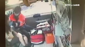 吵架負氣竟跳車　女險遭大貨車輾爆頭