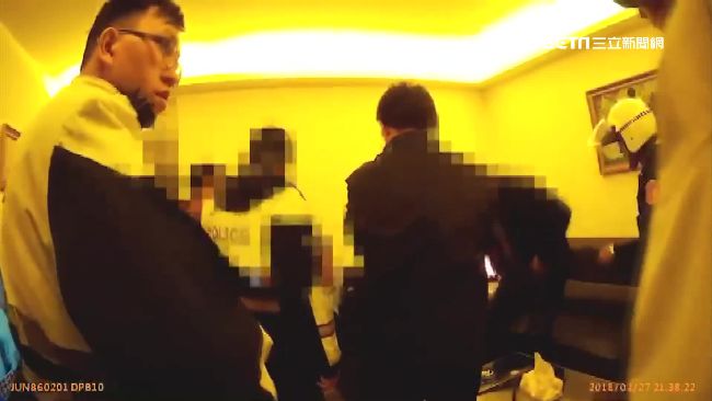 表弟不滿被欠債　偕同夥強擄表哥痛毆
