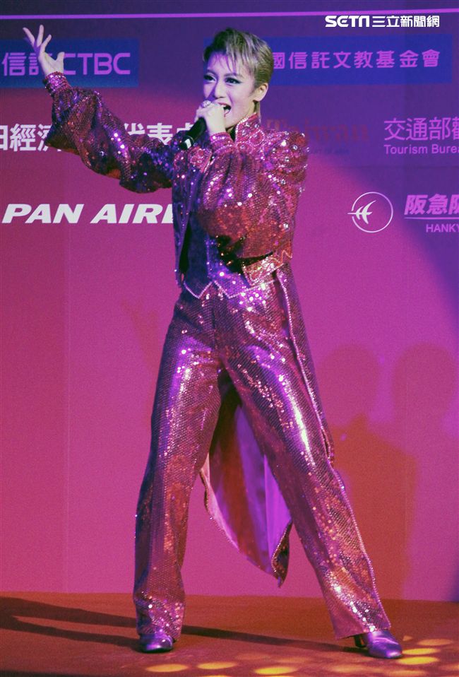 日本寶塚歌劇第三次台灣公演「東離劍遊記」星組禮  真琴出席記者會。（記者邱榮吉/攝影）