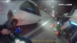 不滿騎士按喇叭　惡駕駛逼車悲劇了