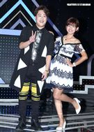 華視「天生王牌」第二季節目首錄多了「兒童歌唱比賽」項目，余祥銓、米可白同時加入主持行列。（記者邱榮吉/攝影）