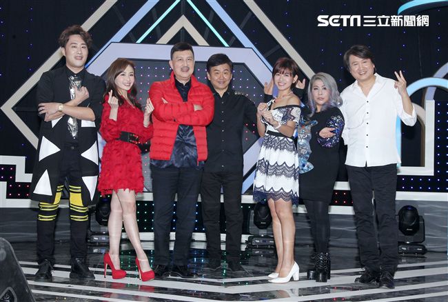 周治平、傅薇、吳淑敏擔任華視「天生王牌」，「兒童歌唱比賽」單元評審。（記者邱榮吉/攝影）

