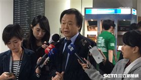 洪健益舉辦新春團拜，徐國勇、卓榮泰、姚文智、王世堅到場高歌。盧冠妃攝